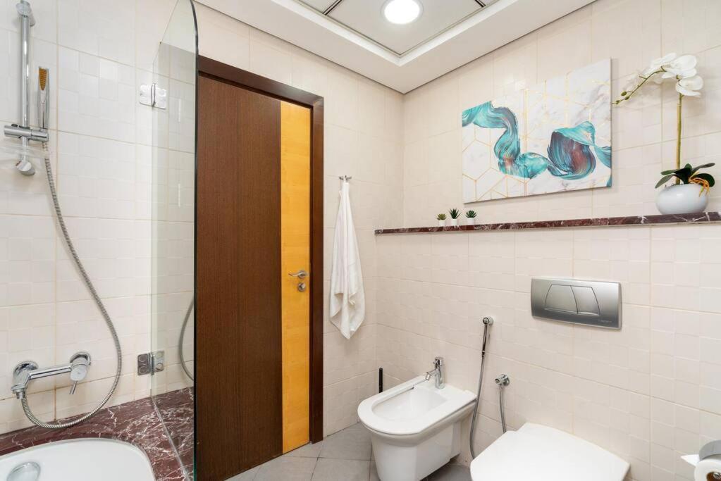 Apartment Ultimate 3 Beds Sea And Jbr High Floor *